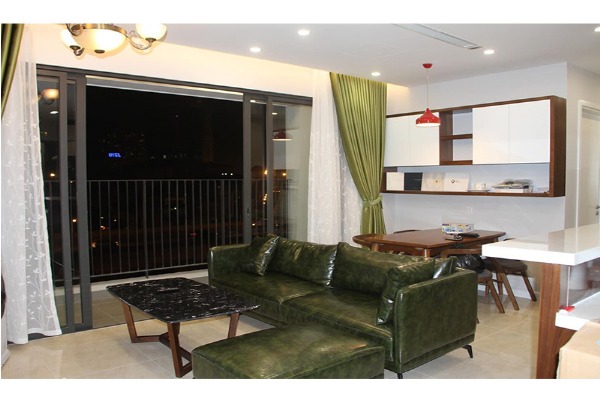 2 Bedroom Apartment for Lease in Vinhomes Tran Duy Hung - 90Sqm, City views