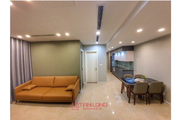 Vinhomes DCapital Tran Duy Hung Apartment for Rent - 83m2 | 2Be | 2Ba Park and Lake Views